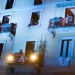 Red Bull double trouble 2012: Grande sfida dai balconi del Pan tra i 99 Posse e i Motel Connection