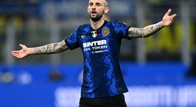 Ufficiale. Brozovic firma il rinnovo con l'Inter fino al 2026.